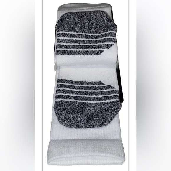 Under Armour UA ArmourGrip Crew Socks 1 Pair Men 4-8 Wmn 6-9 White w Gray Logo - Picture 8 of 9